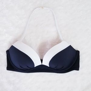 Victoria's Secret Swim - EUC Victoria Secret Bikini Top Victoria's Secret Swim - EUC Victoria Secret Bikini Top